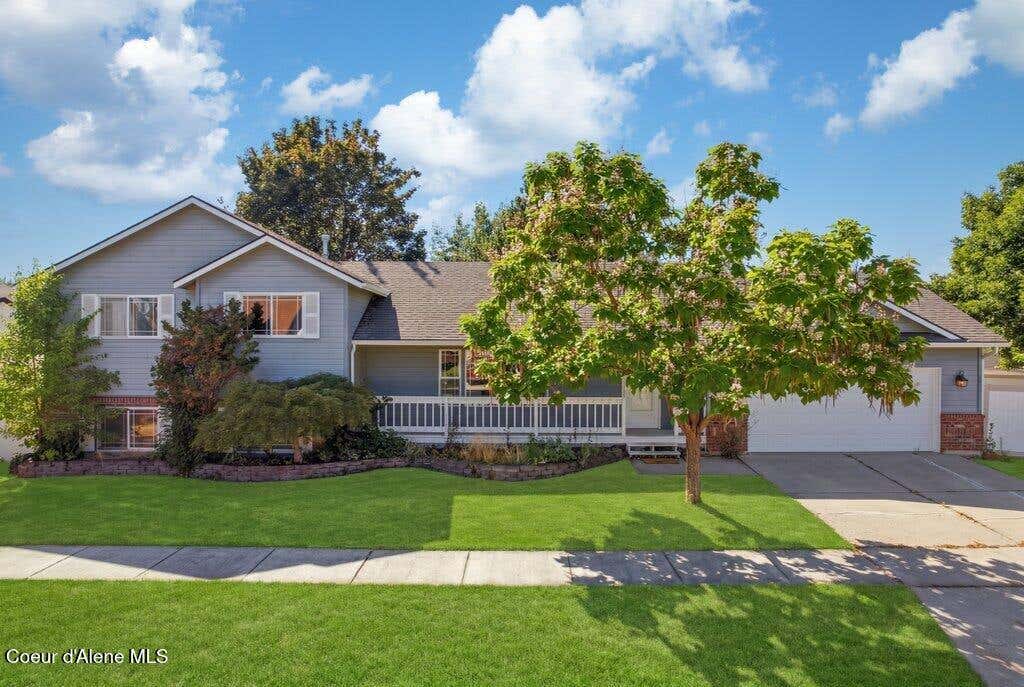 Photo of 2925 Sand Trap WAY, Post Falls, ID 83854 (MLS # 26-7361)