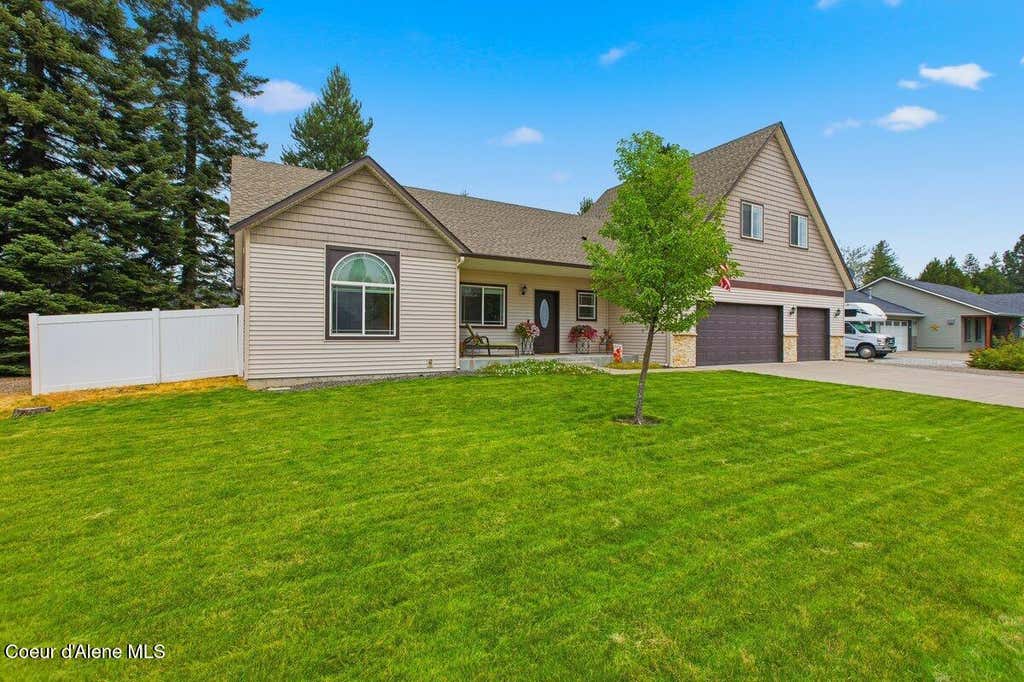 Photo of 6525 Christine ST, Rathdrum, ID 83858 (MLS # 26-8490)