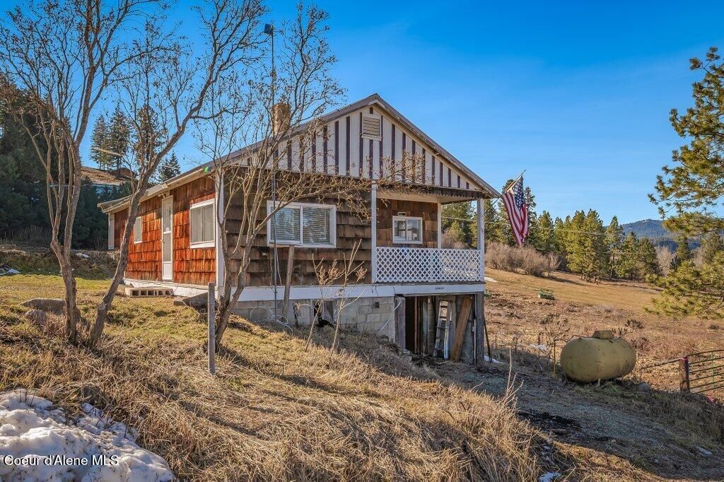 Photo of 18387 Old Lane Road Road, Cataldo, ID 83810 (MLS # 26-1090)