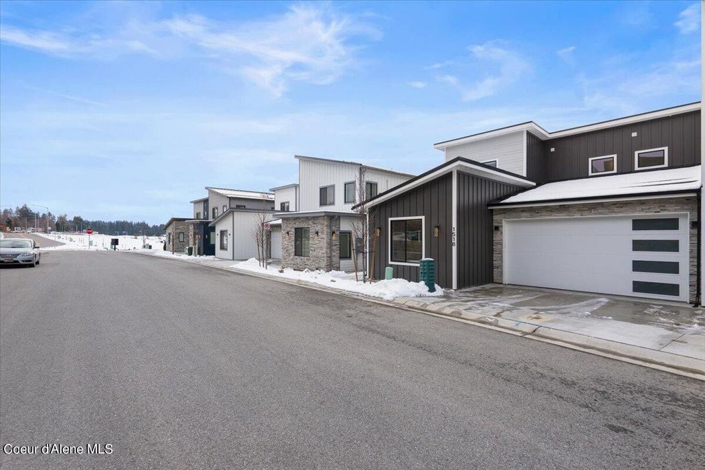 Photo of 1518 Union Dr, Coeur dAlene, ID 83814 (MLS # 26-7412)