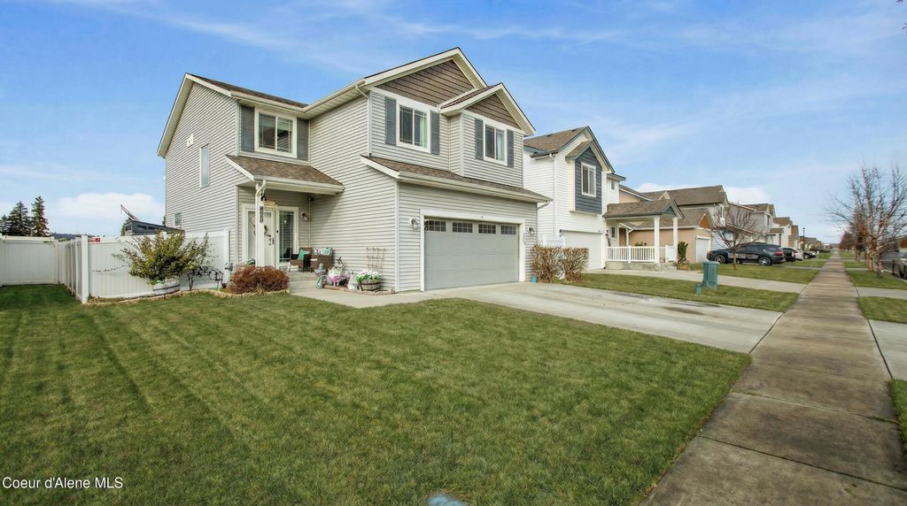 Photo of 8345 Scotsworth St, Post Falls, ID 83854 (MLS # 26-1059)