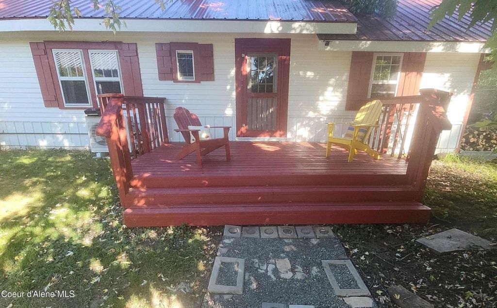 Photo of 84 Highland Flats Rd, Naples, ID 83847 (MLS # 25-5118)