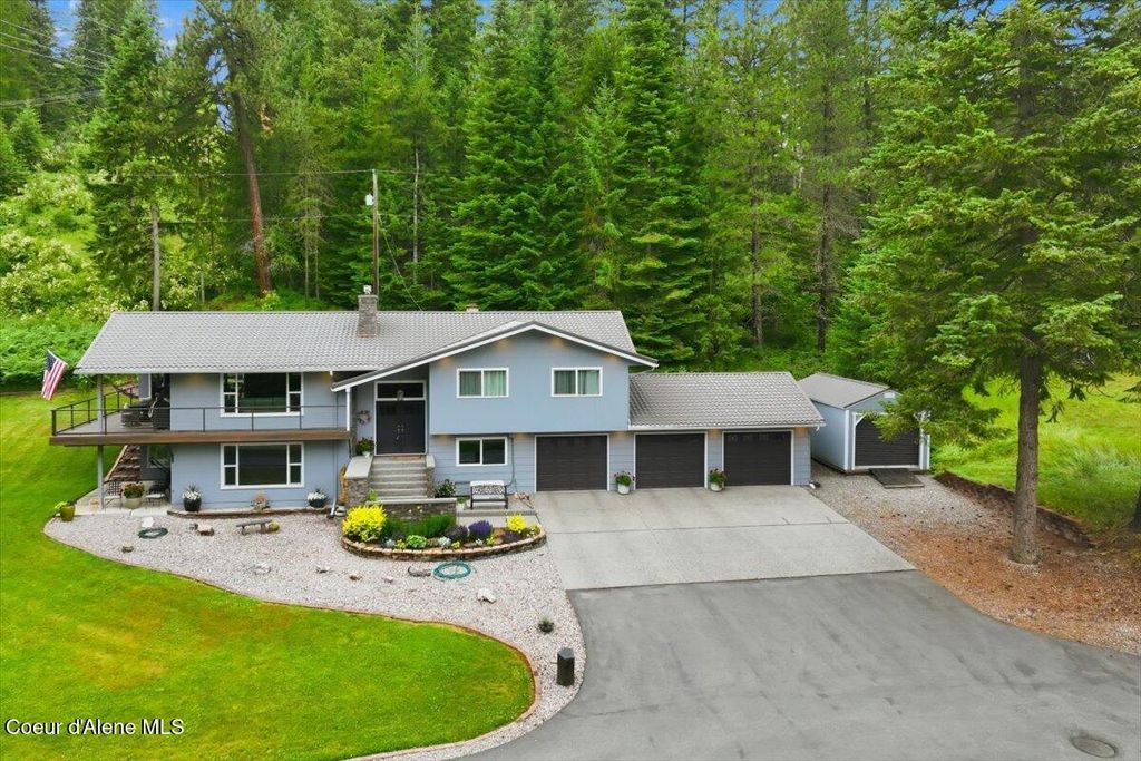 Photo of 380 Electric AVE, Kingston, ID 83839 (MLS # 26-6853)