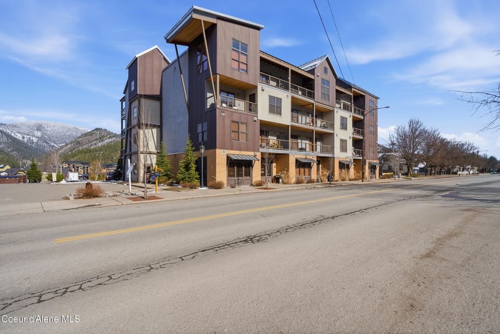 Photo of 834 Mc Kinley #102, Kellogg, ID 83837 (MLS # 26-1648)