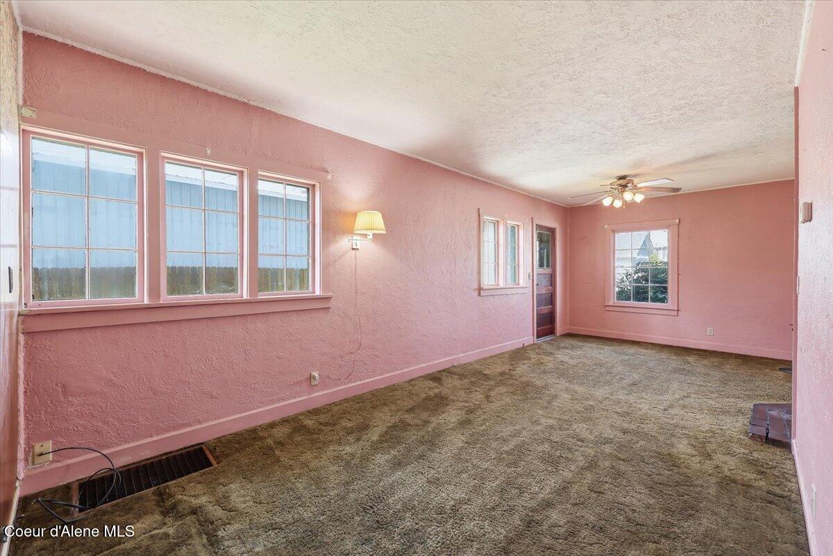 1104 Indiana
