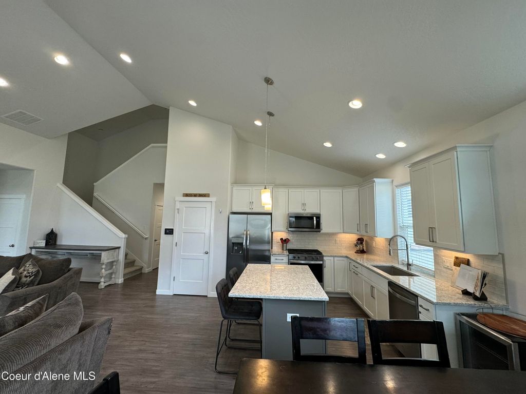 Photo of 2045 Camas DR, Coeur dAlene, ID 83815 (MLS # 26-4970)