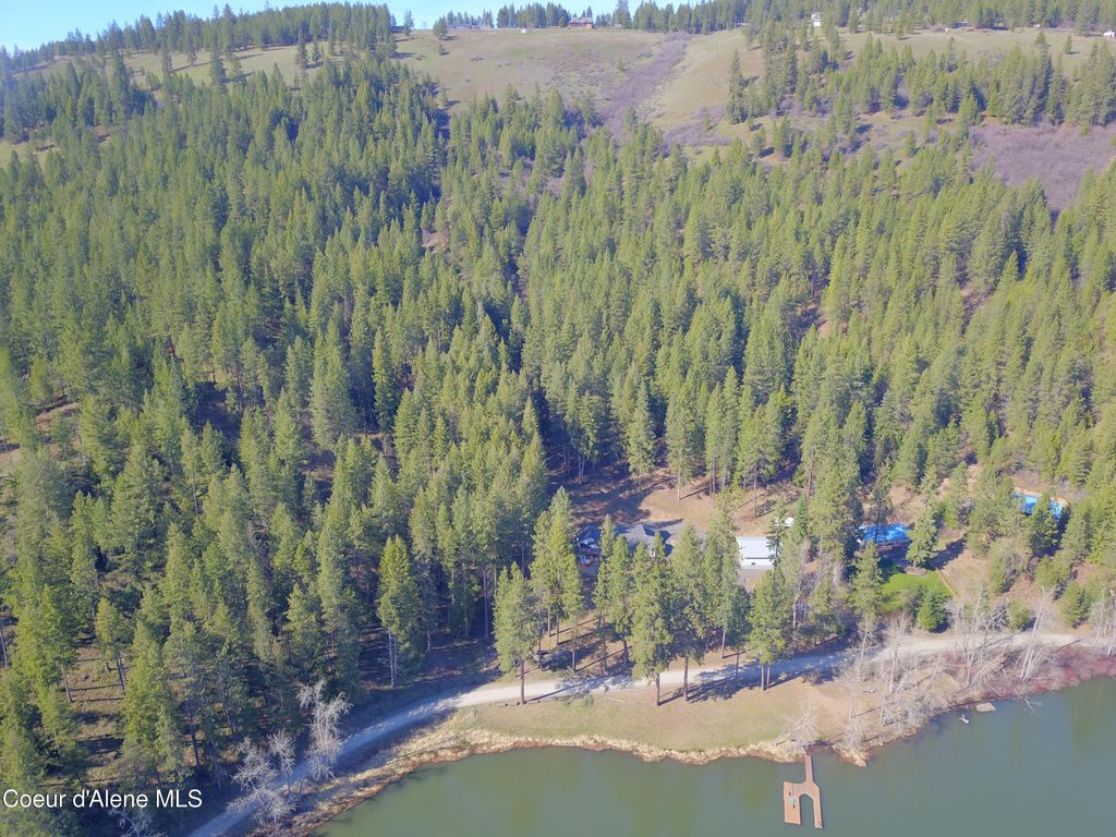 Photo of 1413 Round Lake Lake, St. Maries, ID 83861 (MLS # 26-713)