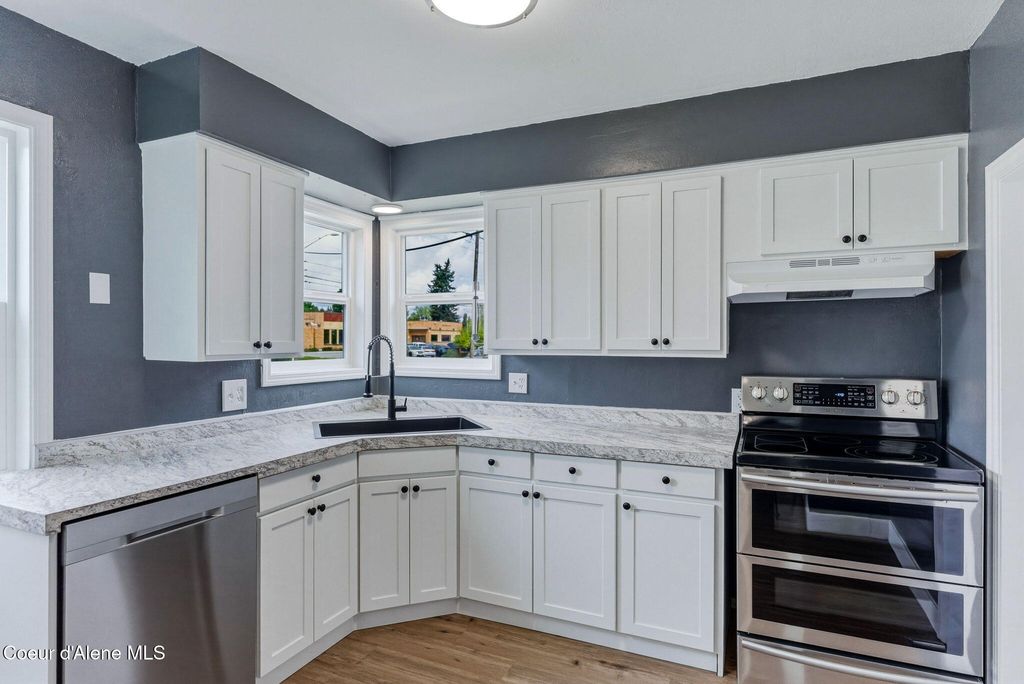 Photo of 920 15th ST, Coeur dAlene, ID 83814 (MLS # 26-4980)