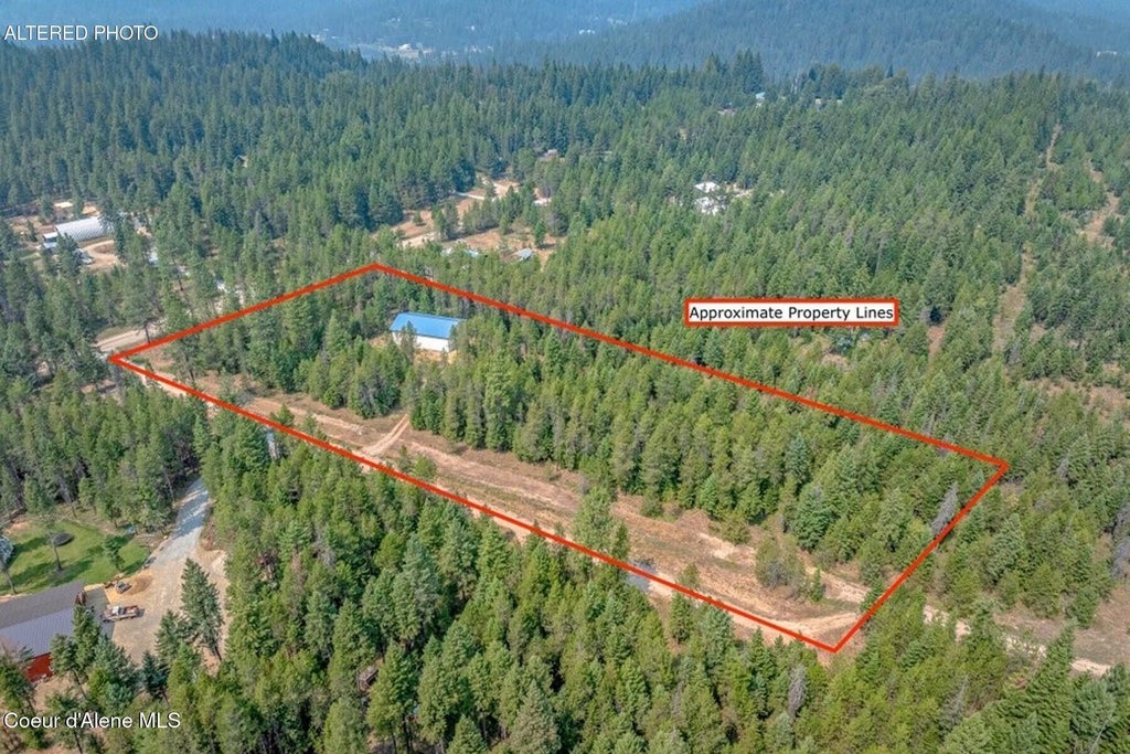 Photo of 67 True Grit Ln, Priest River, ID 83856 (MLS # 26-8274)