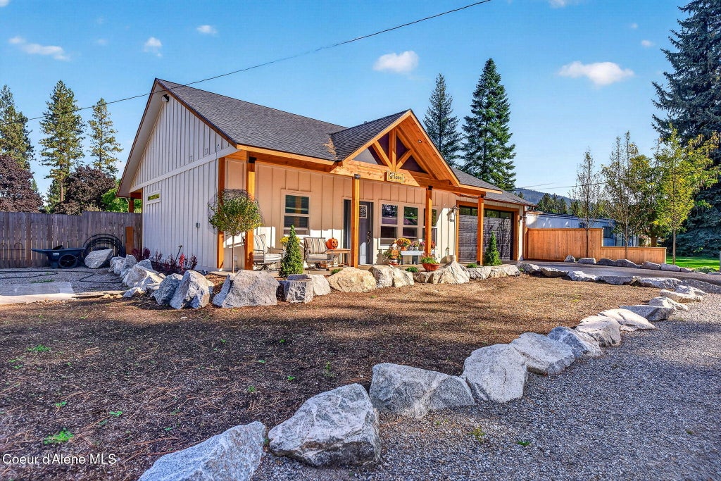 Photo of 1095 TIMBER Ln, Coeur dAlene, ID 83815 (MLS # 26-9730)