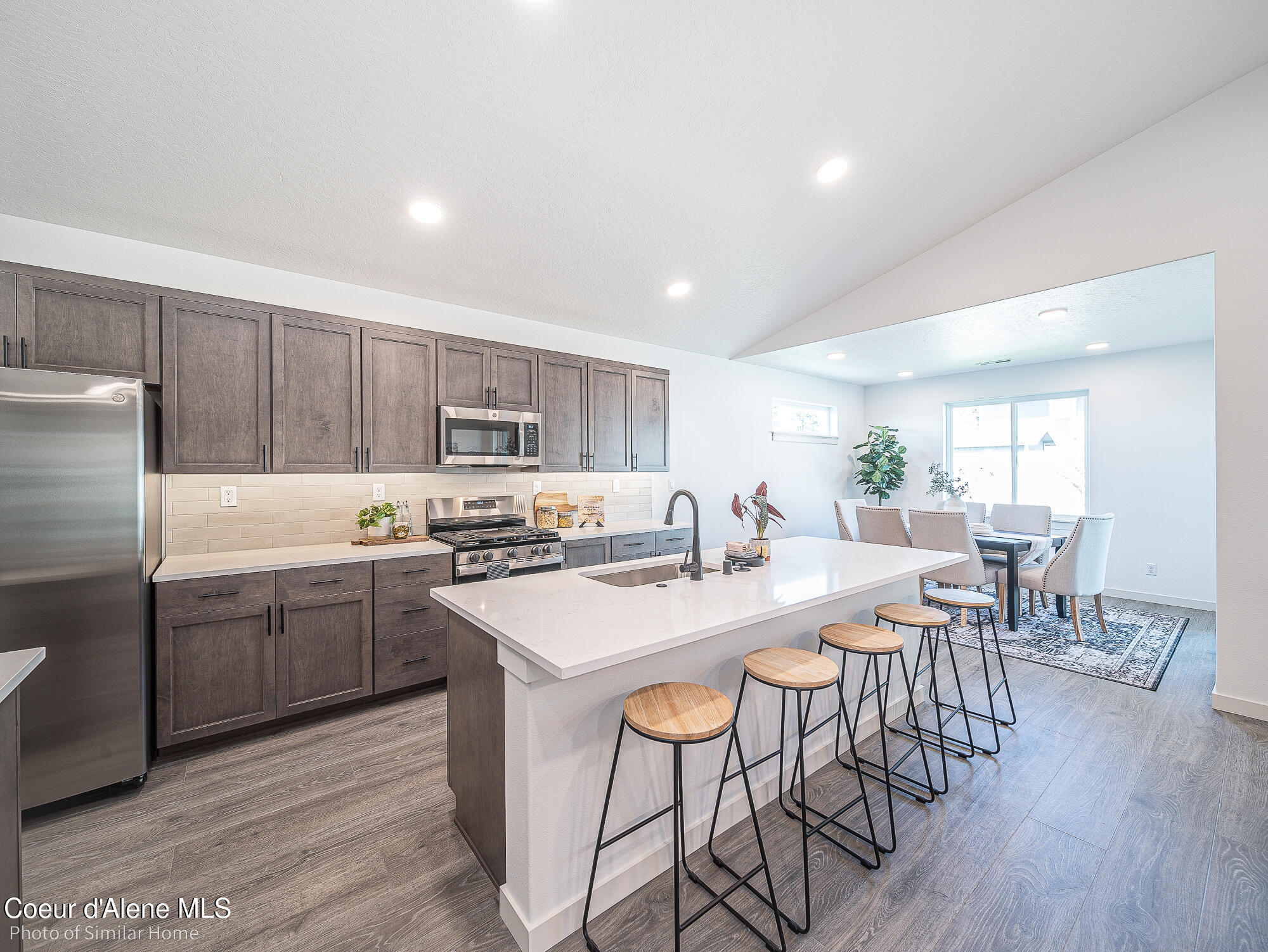 Post Falls, Idaho 83854, United States, 4 Bedrooms Bedrooms, ,2 BathroomsBathrooms,Residential,Active,196077