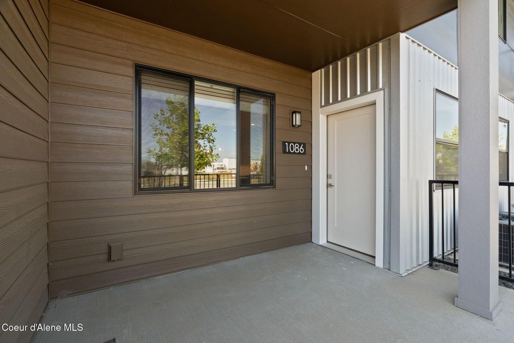 Photo of 1086 4th Ave, Post Falls, ID 83854 (MLS # 25-11175)