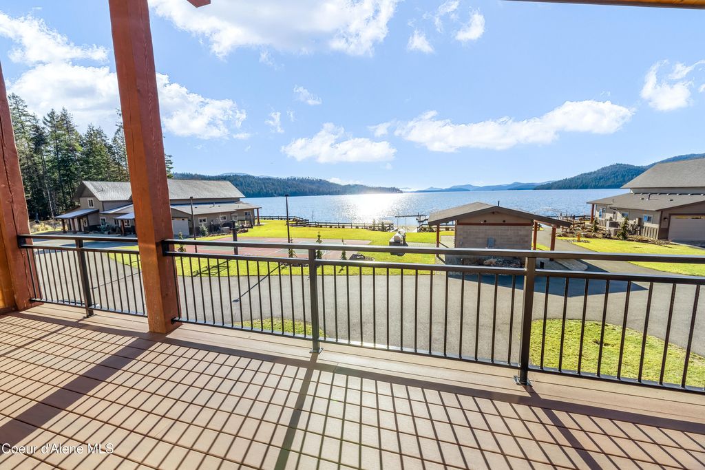 Photo of 56 Palouse DR #B9, Nordman, ID 83848 (MLS # 26-4426)