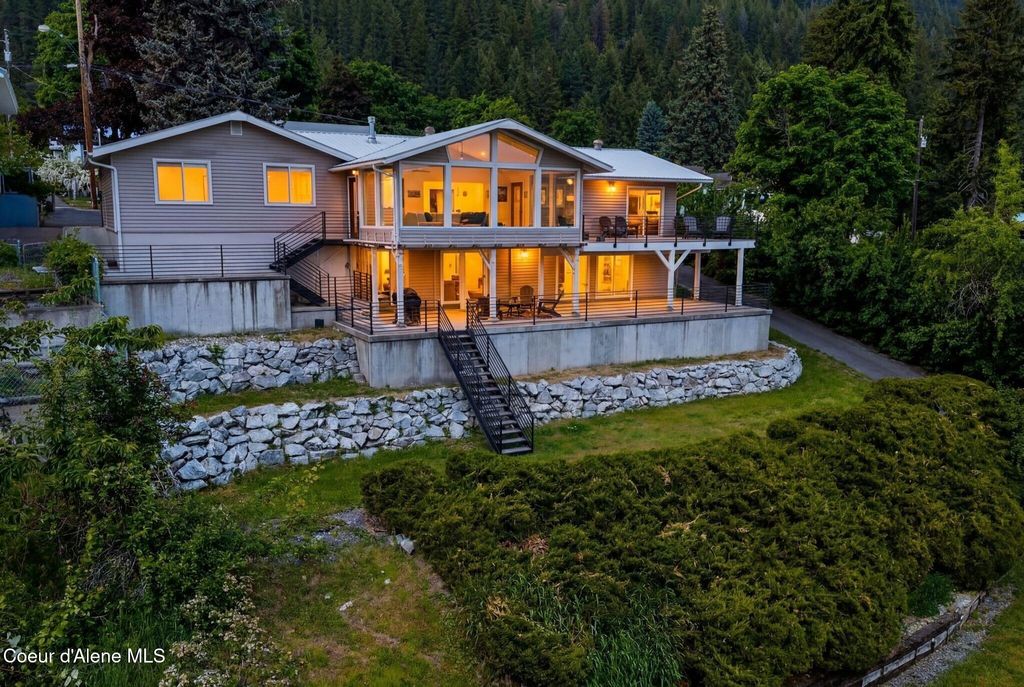Photo of 620 Lookout, Hope, ID 83836 (MLS # 26-5477)