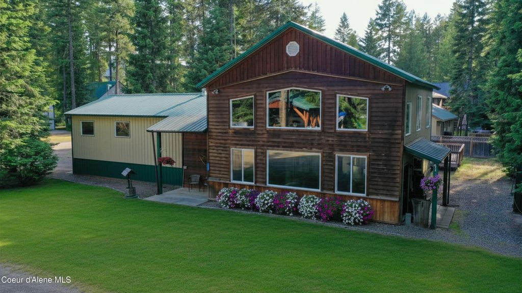 Photo of 306 Scranton Ave, Coolin, ID 83821 (MLS # 26-2872)