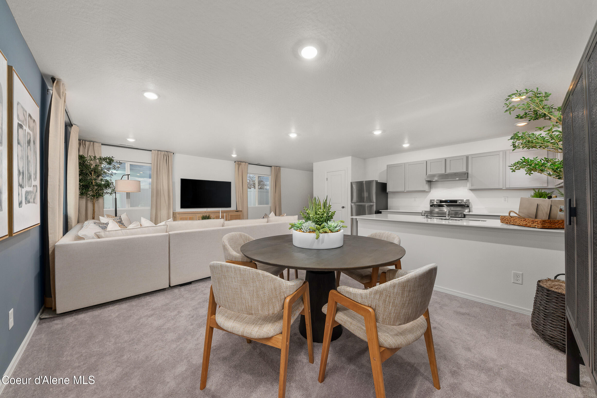 Post Falls, Idaho 83854, United States, 3 Bedrooms Bedrooms, ,3 BathroomsBathrooms,Residential,Pending,129531