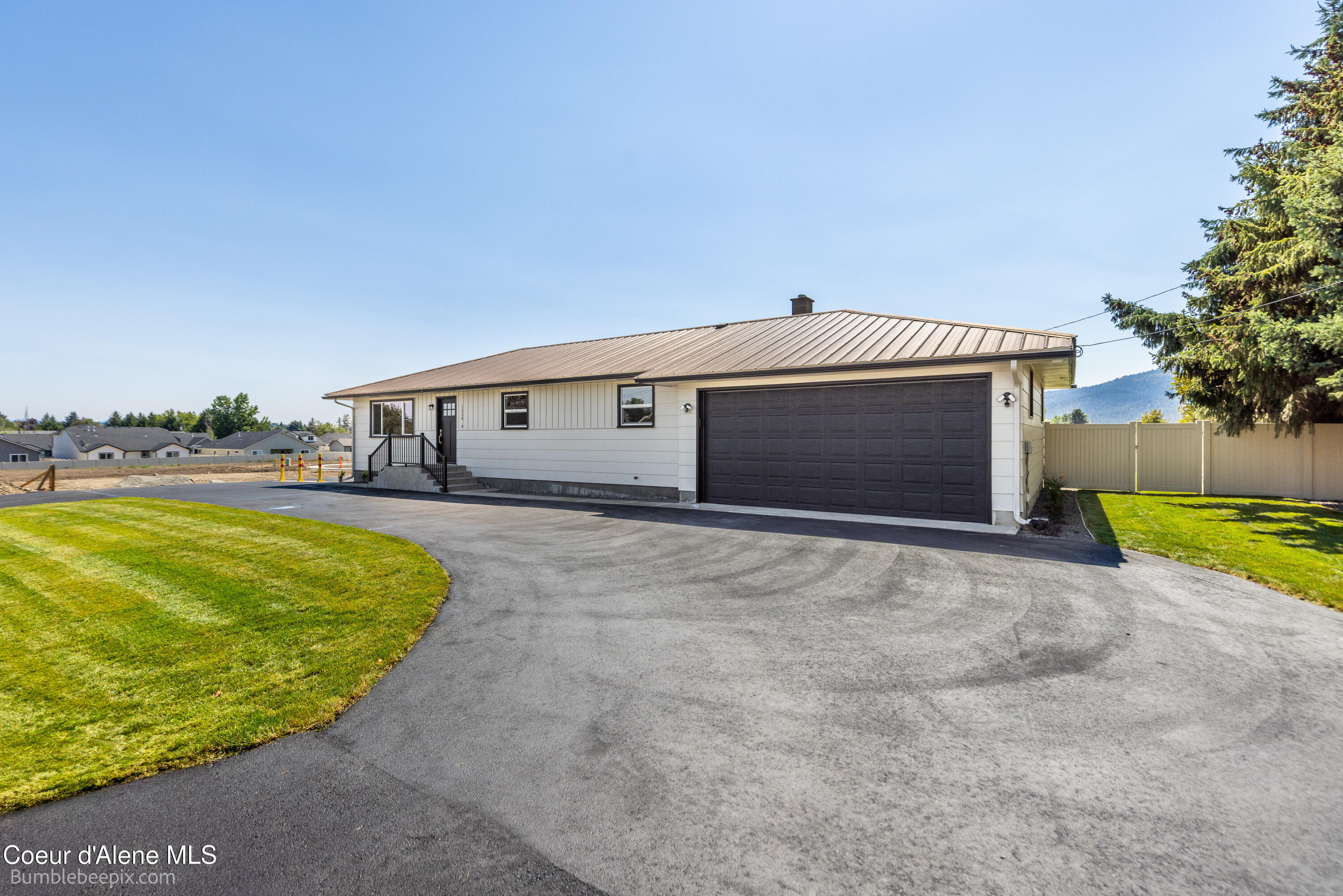 Post Falls, Idaho 83854, United States, 3 Bedrooms Bedrooms, ,2 BathroomsBathrooms,Residential,Pending,198192