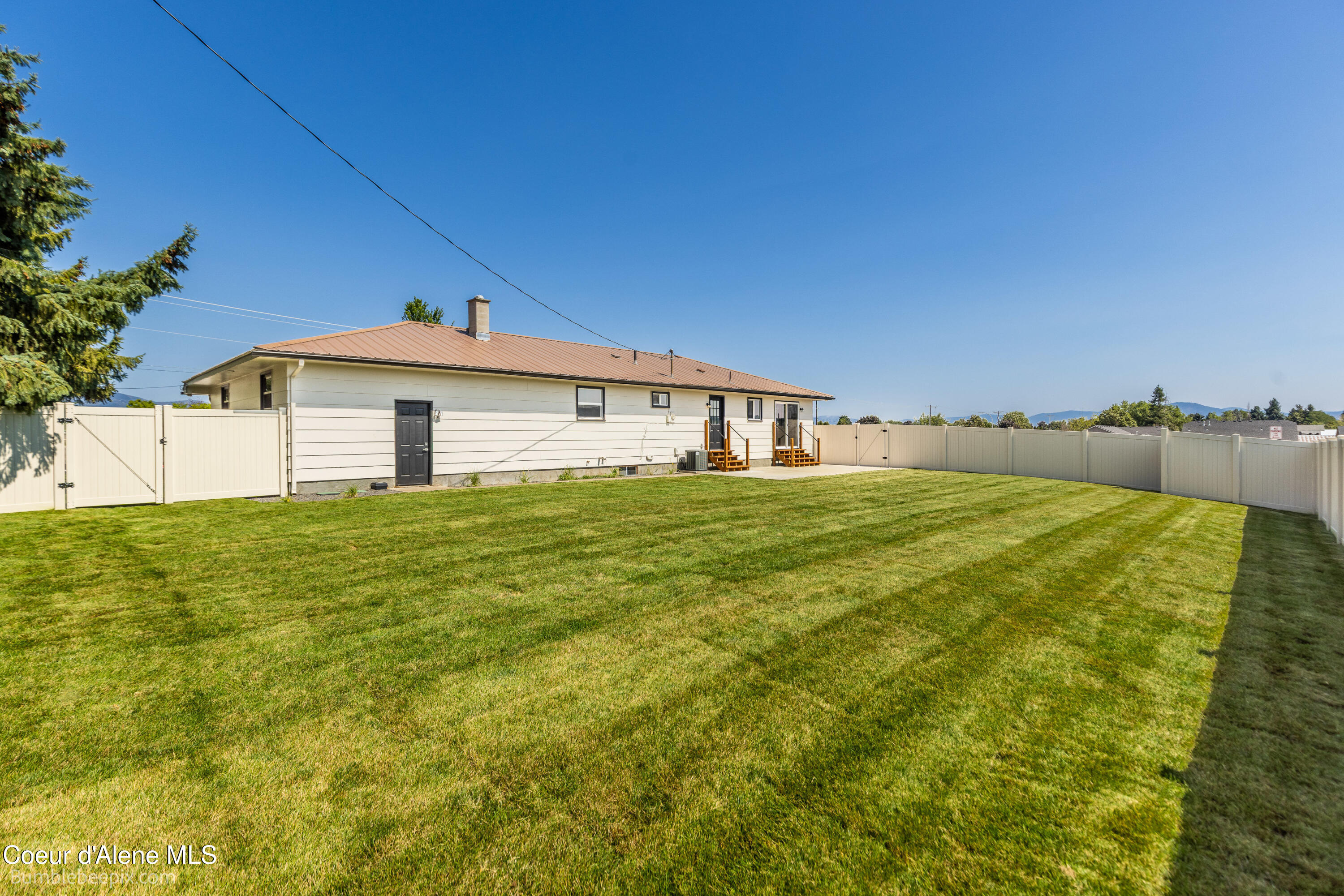 Post Falls, Idaho 83854, United States, 3 Bedrooms Bedrooms, ,2 BathroomsBathrooms,Residential,Pending,198192