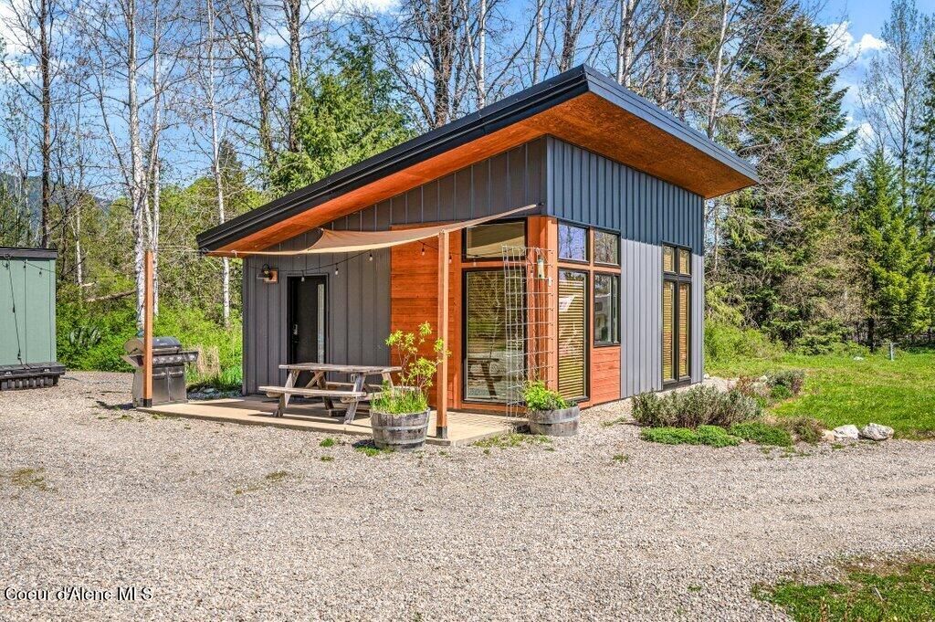 Photo of 10130 Pine ST, Sandpoint, ID 83864 (MLS # 26-4495)