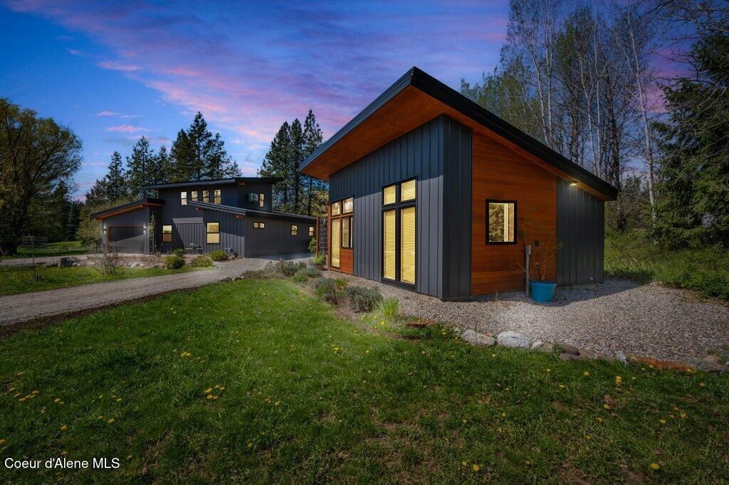 Photo of 10130 Pine ST, Sandpoint, ID 83864 (MLS # 26-4495)