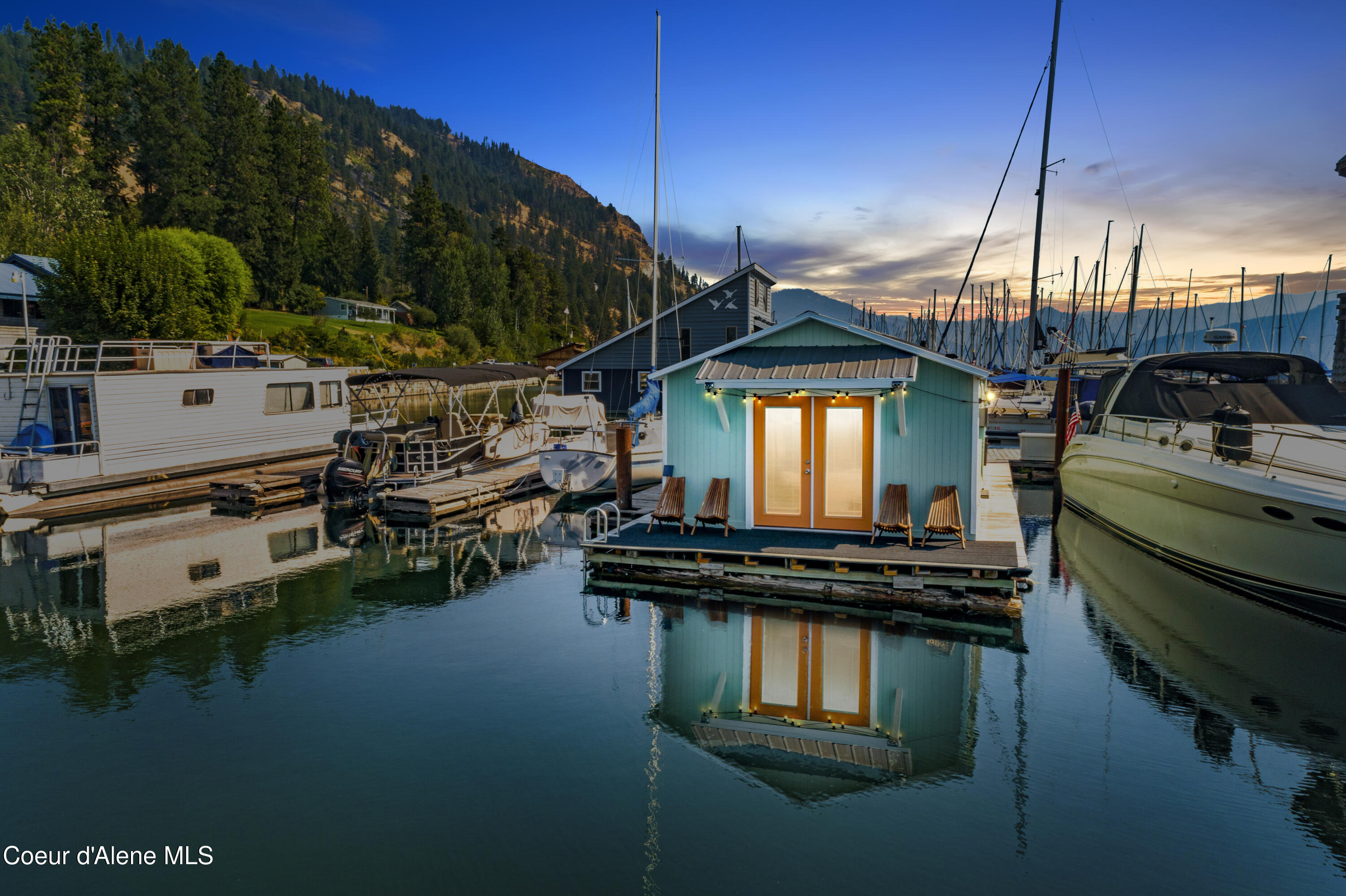 Bayview, Idaho 83803, United States, 1 Bedroom Bedrooms, ,2 BathroomsBathrooms,Residential,Active,155442