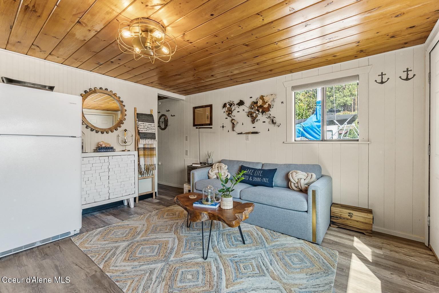 Bayview, Idaho 83803, United States, 1 Bedroom Bedrooms, ,2 BathroomsBathrooms,Residential,Active,155442