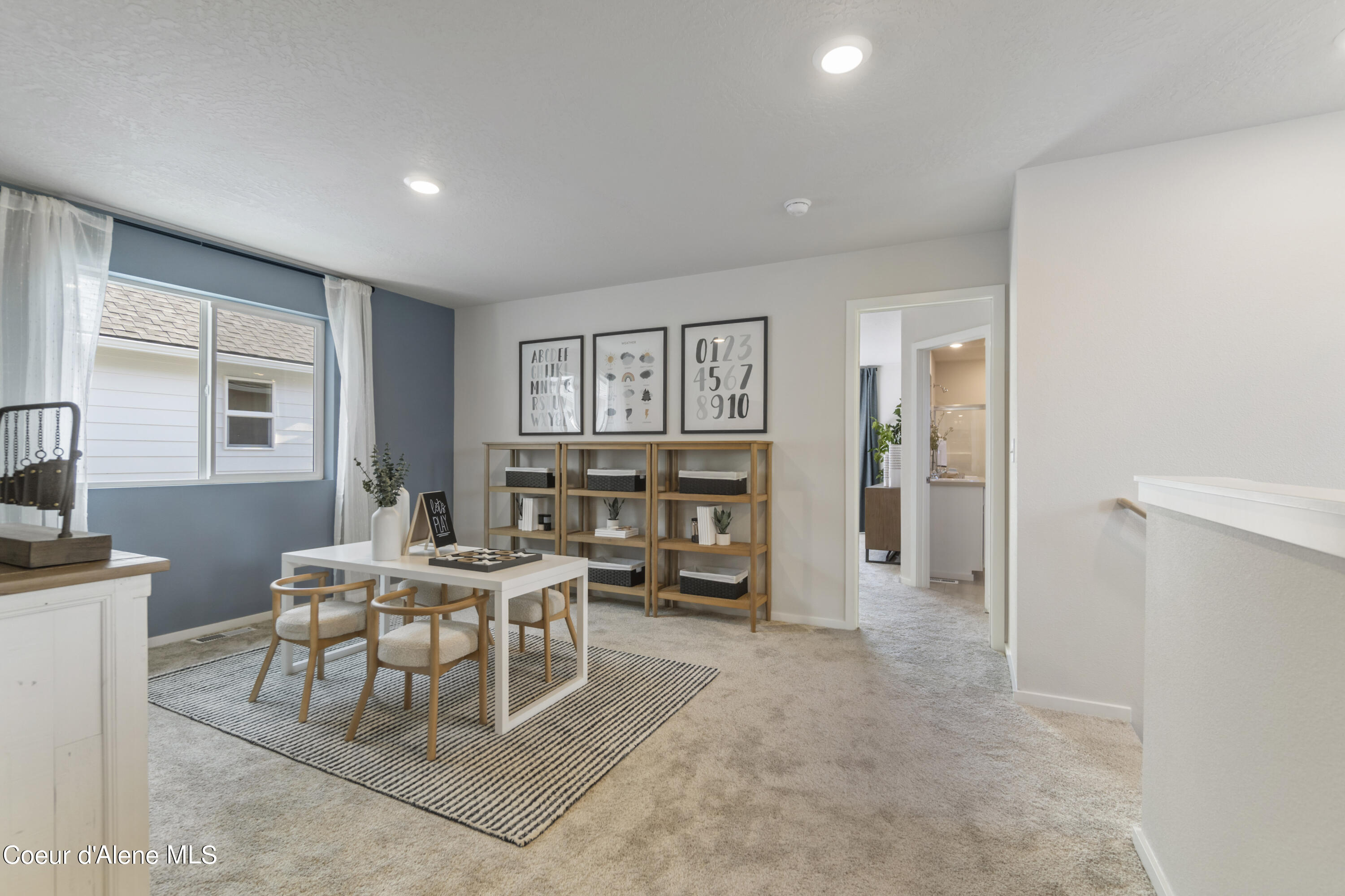 Hayden, Idaho 83835, United States, 4 Bedrooms Bedrooms, ,3 BathroomsBathrooms,Residential,Pending,57655