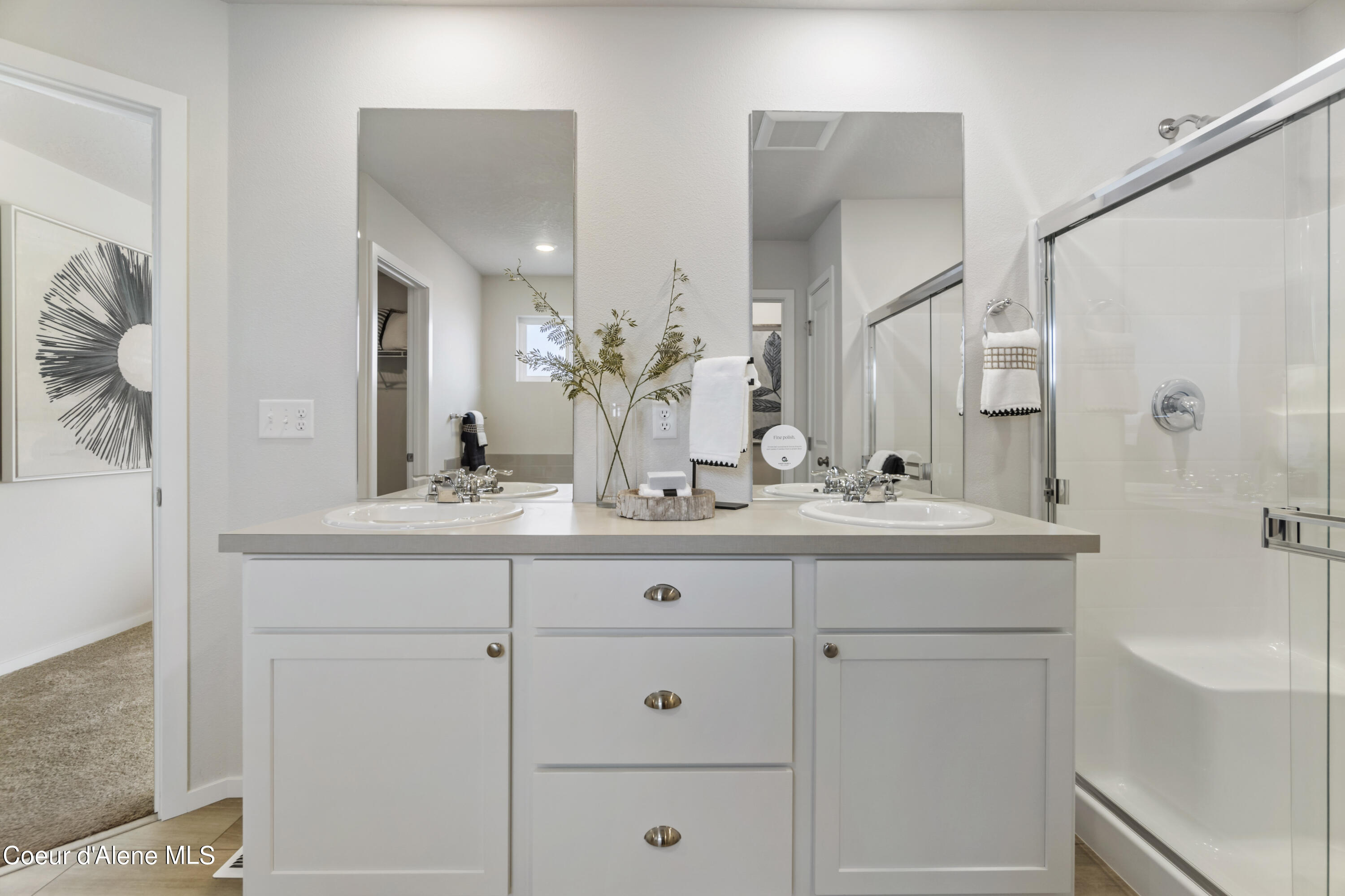 Hayden, Idaho 83835, United States, 4 Bedrooms Bedrooms, ,3 BathroomsBathrooms,Residential,Pending,57655