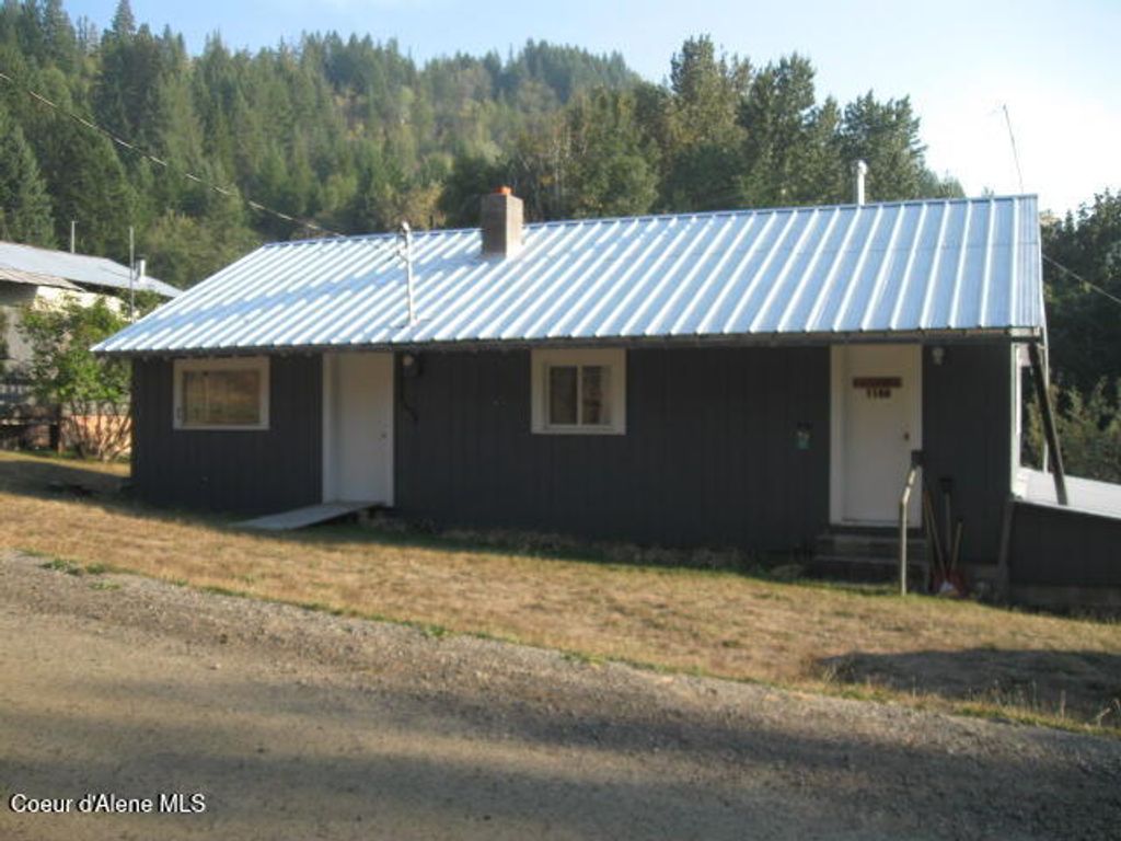 Photo of 1188 Whiskey Jack Rd, Sandpoint, ID 83864 (MLS # 25-9887)