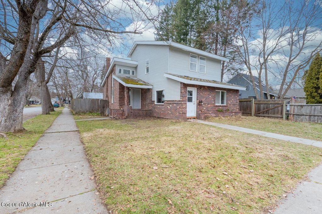 Photo of 1001 6th, Coeur dAlene, ID 83814 (MLS # 26-650)