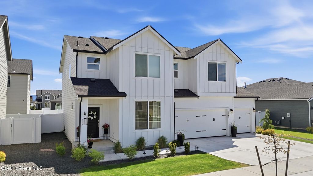 Photo of 3146 Coco St, Post Falls, ID 83854 (MLS # 26-5164)