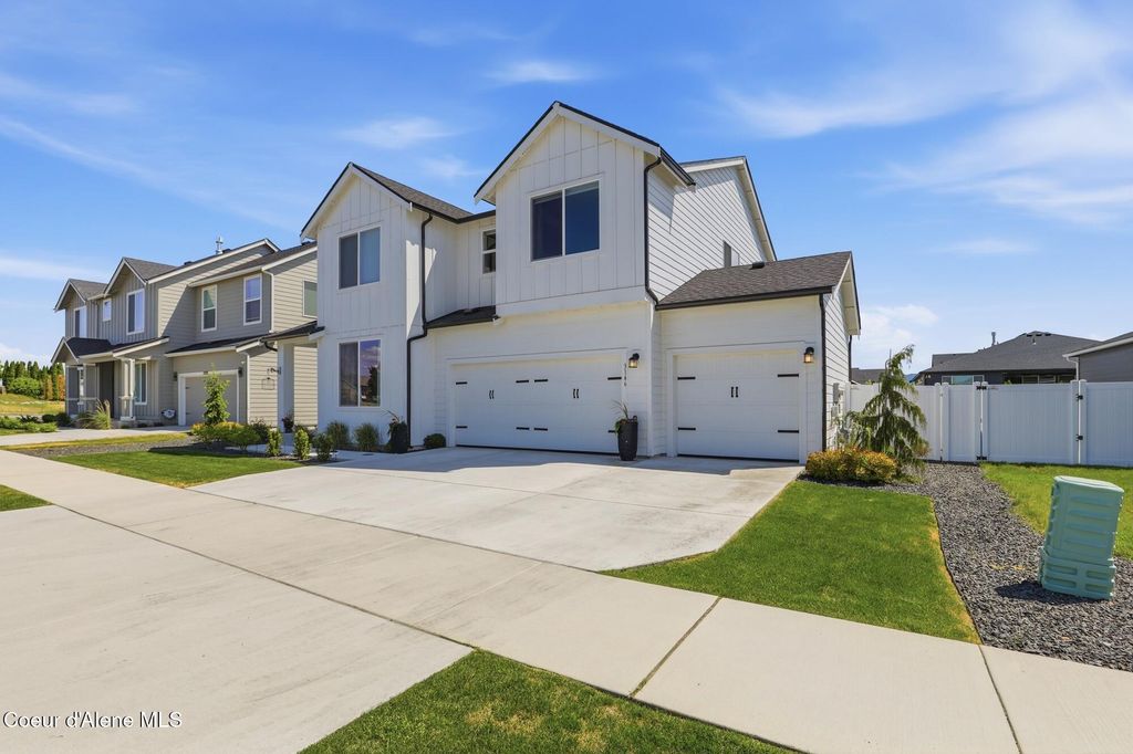 Photo of 3146 Coco St, Post Falls, ID 83854 (MLS # 26-5164)