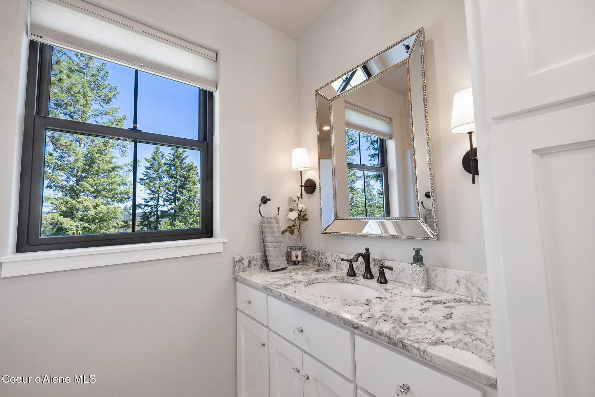 7353 W Riverview Dr, Coeur d'Alene, Texas image 22