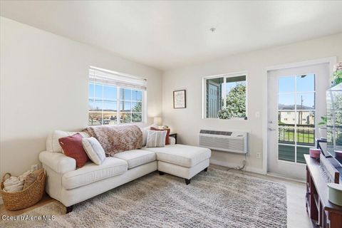 Photo of 304 Greensferry Rd #UNIT 202, Post Falls, ID 83854 (MLS # 26-2884)