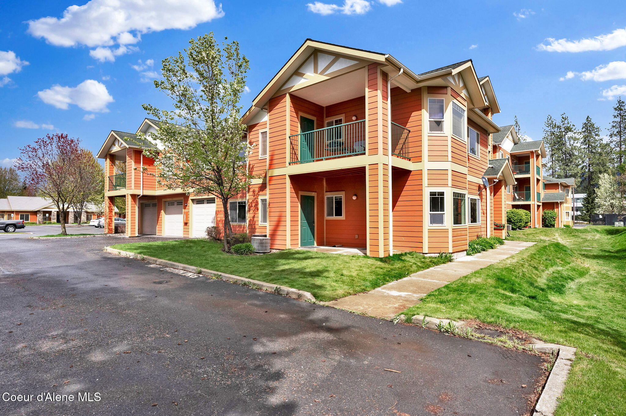 6630 N Spurwing Loop #100, Coeur d'Alene, Idaho image 1