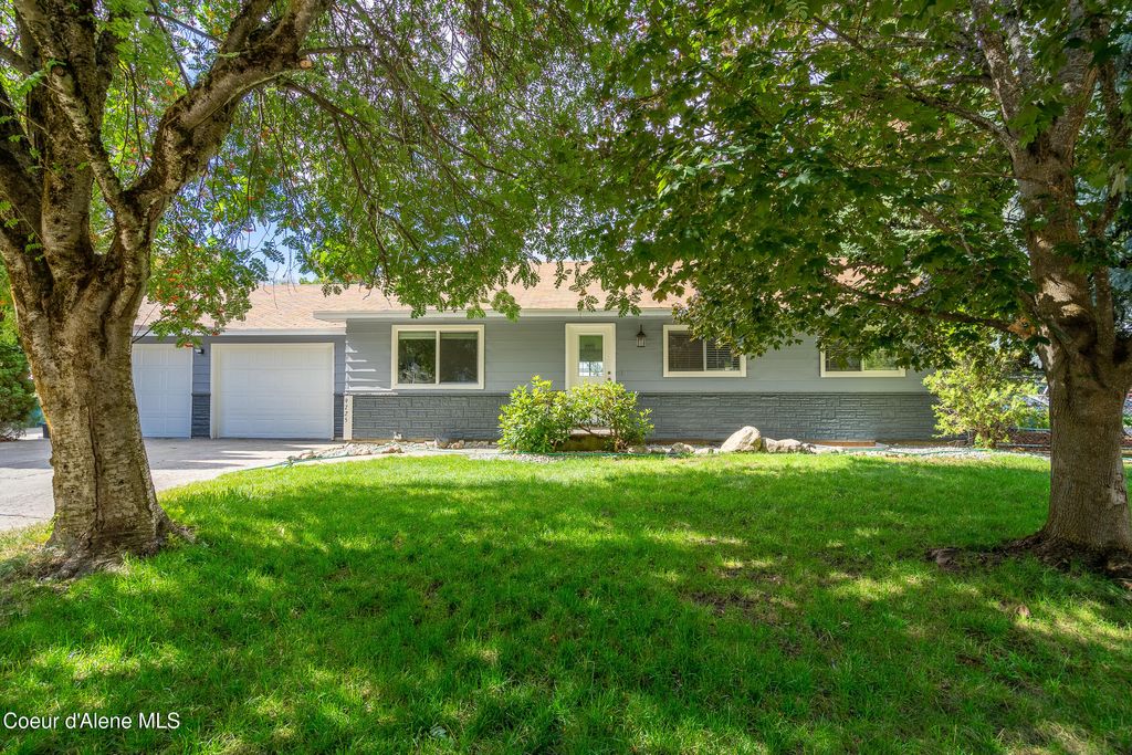 Photo of 9725 Gleason Rd Rd, Hayden, ID 83835 (MLS # 25-9727)