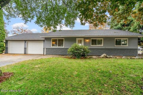 Photo of 9725 Gleason Rd Rd, Hayden, ID 83835 (MLS # 25-9727)