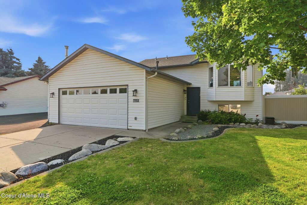 Photo of 6619 Silverado ST, Rathdrum, ID 83858 (MLS # 26-8033)