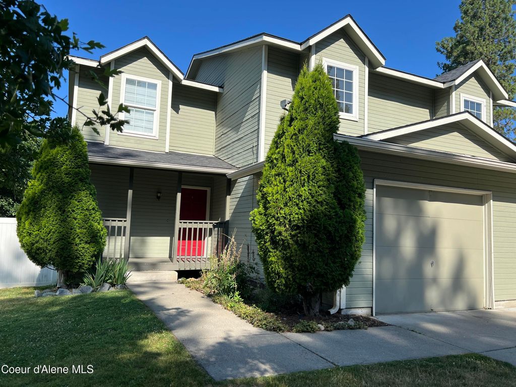 Photo of 3139 N 13th ST, Coeur dAlene, ID 83815 (MLS # 24-6892)