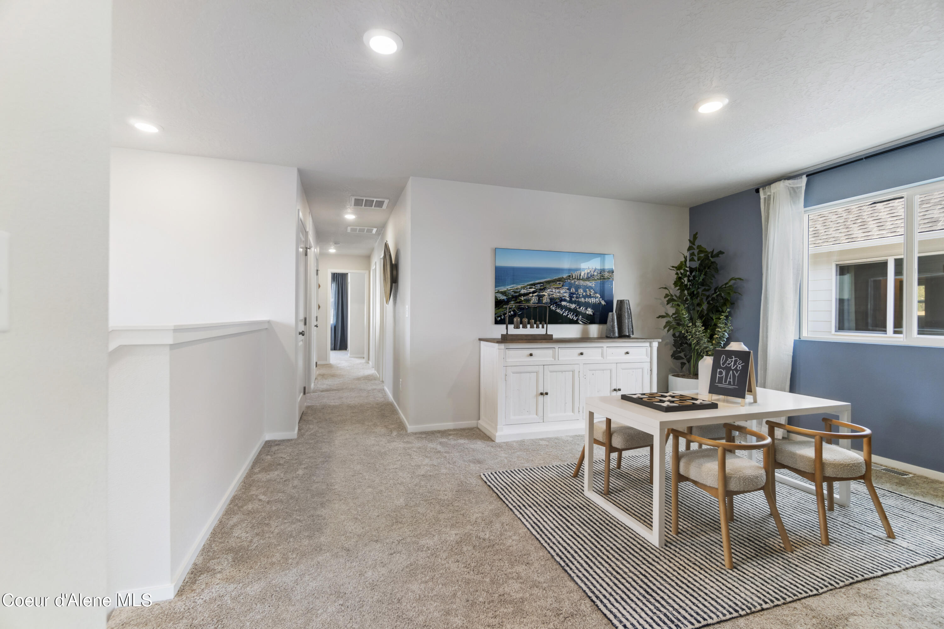 Hayden, Idaho 83835, United States, 4 Bedrooms Bedrooms, ,3 BathroomsBathrooms,Residential,Pending,47284