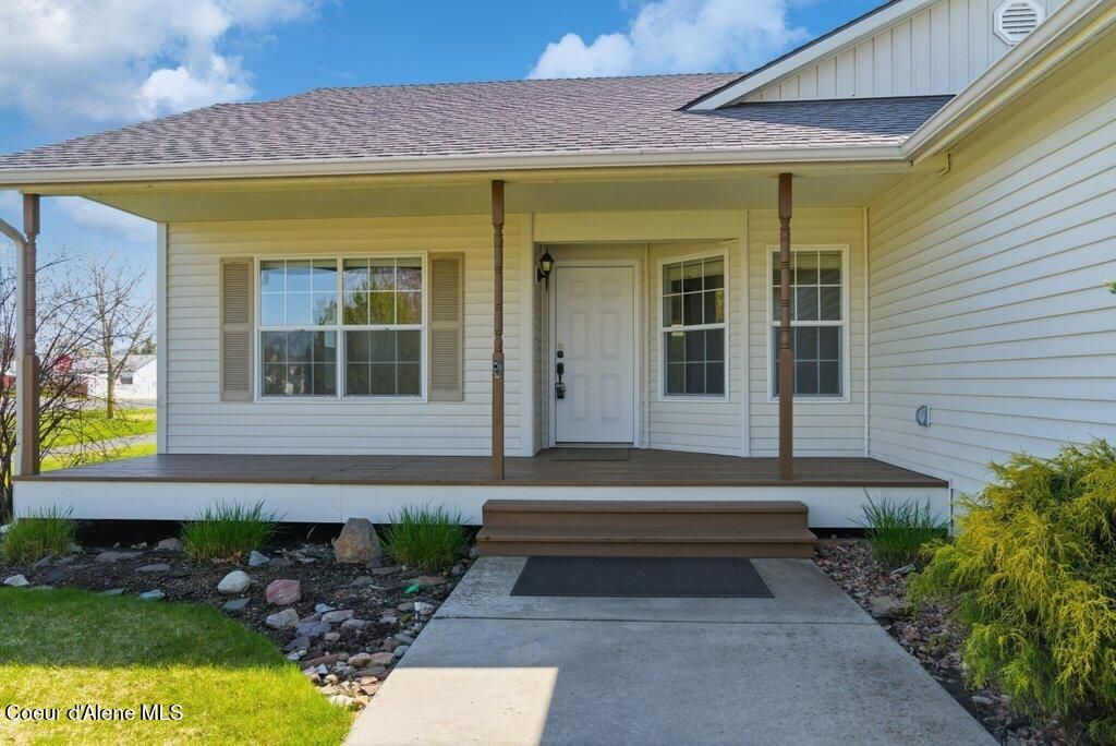 Photo of 2744 Alfalfa Loop, Post Falls, ID 83854 (MLS # 26-2012)