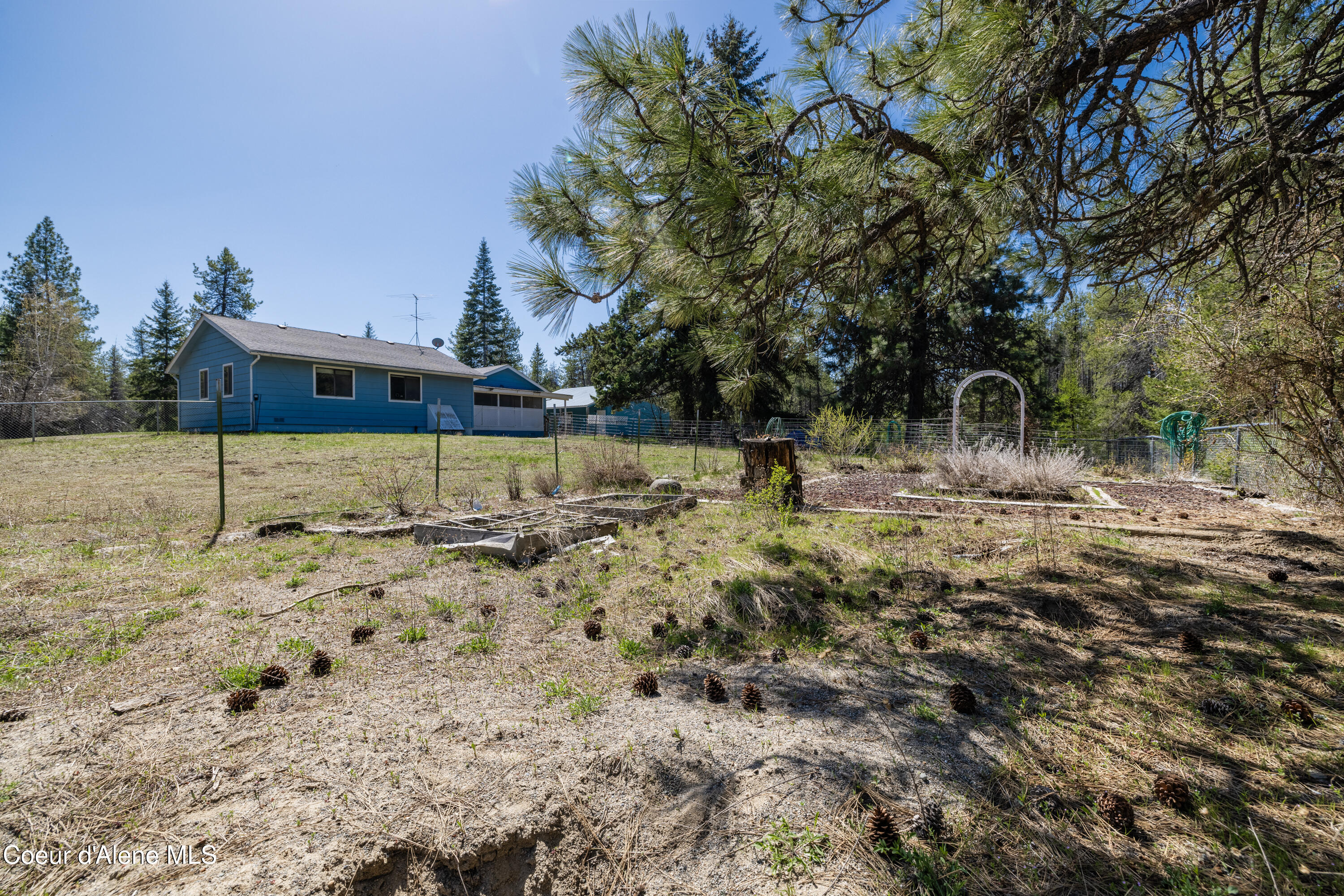 Spirit Lake, Idaho 83869, United States, 4 Bedrooms Bedrooms, ,3 BathroomsBathrooms,Residential,Pending,118151