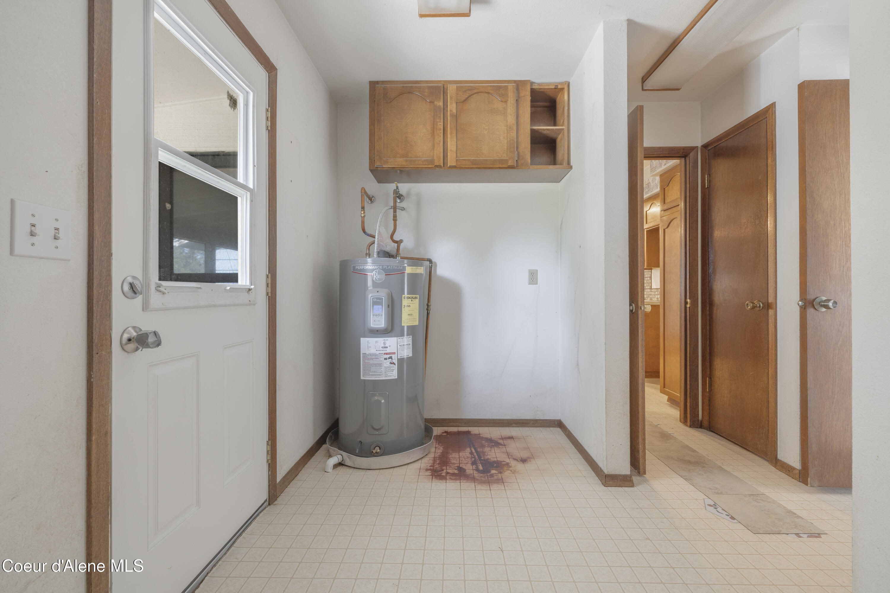 Spirit Lake, Idaho 83869, United States, 4 Bedrooms Bedrooms, ,3 BathroomsBathrooms,Residential,Pending,118151