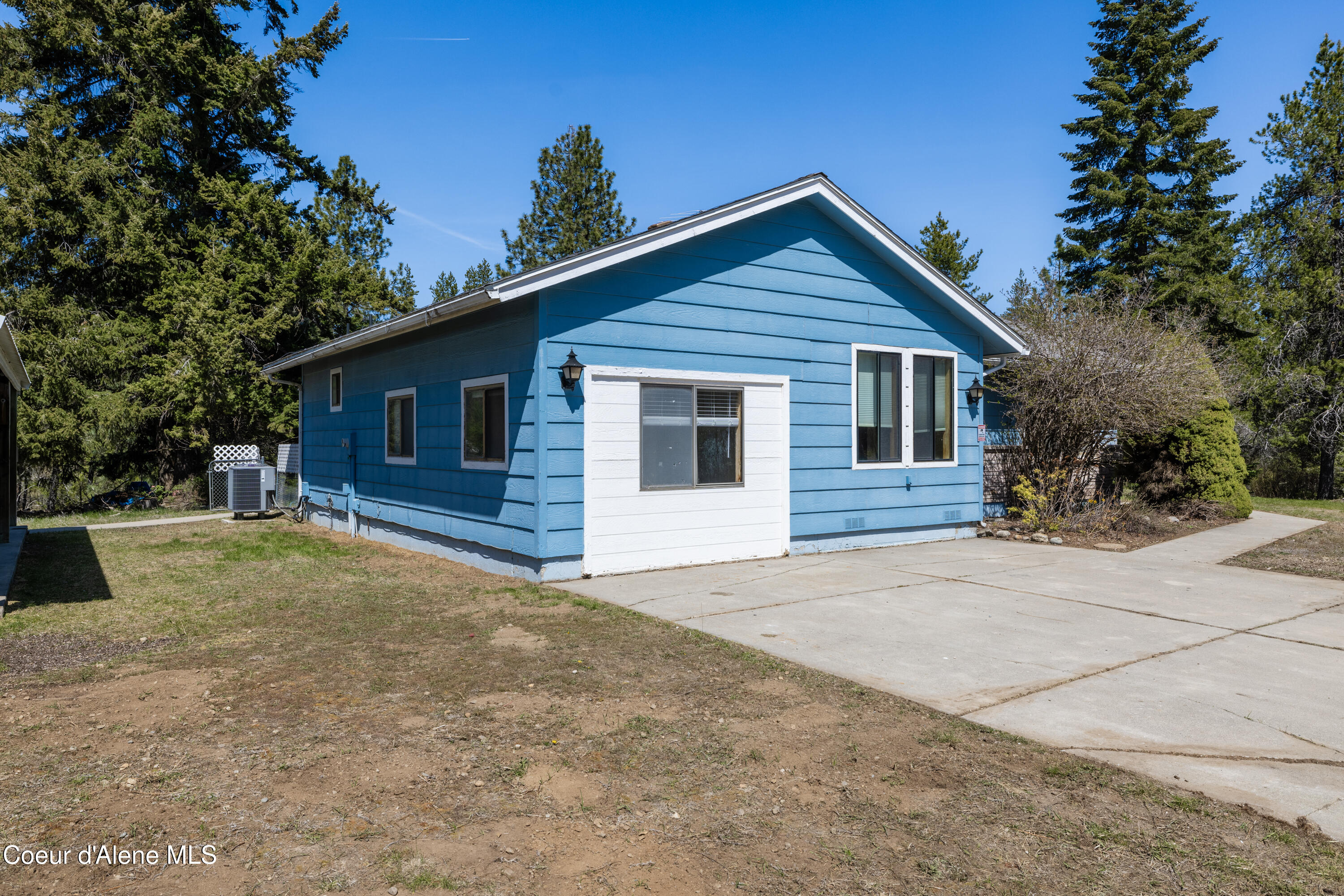 Spirit Lake, Idaho 83869, United States, 4 Bedrooms Bedrooms, ,3 BathroomsBathrooms,Residential,Pending,118151