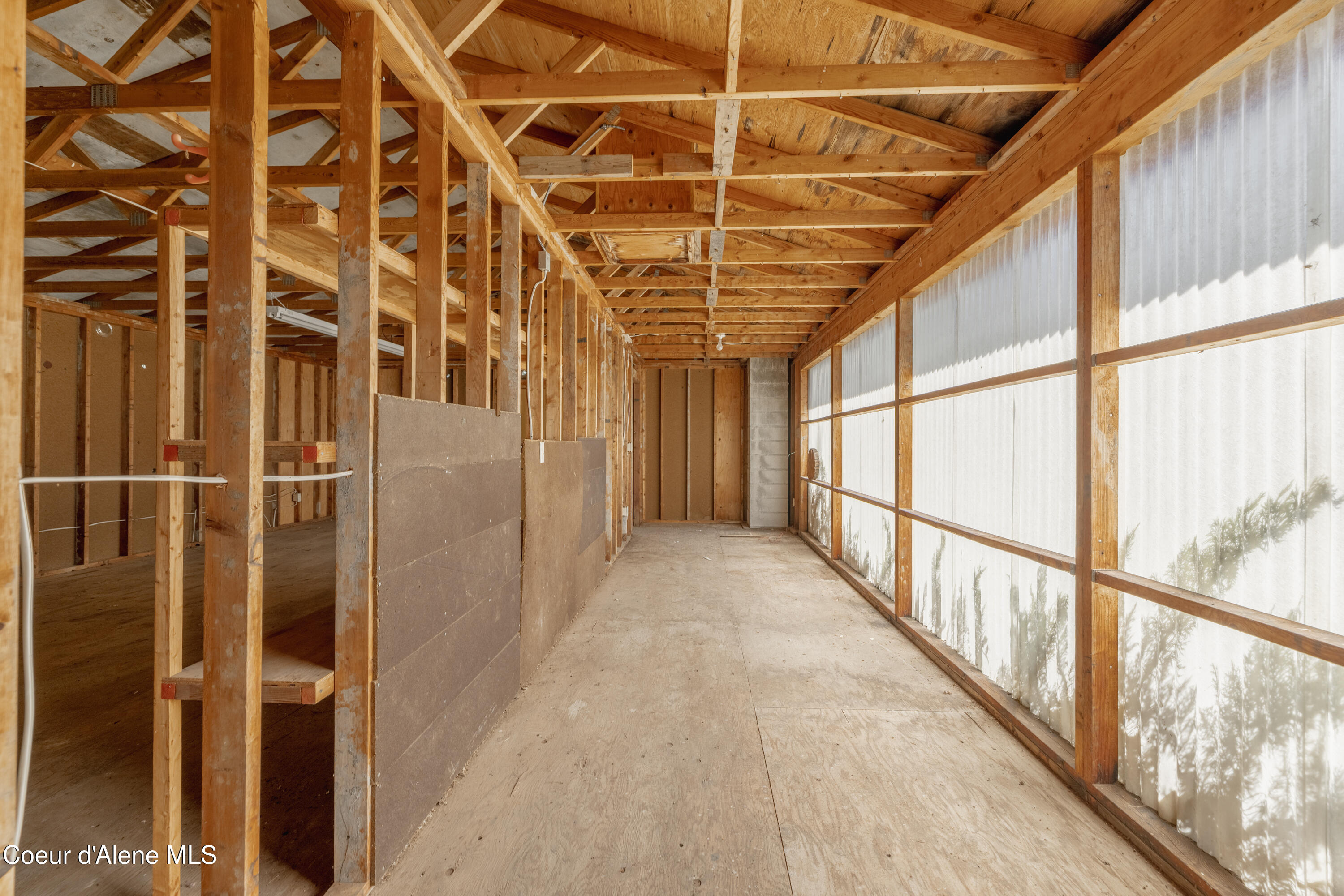 Spirit Lake, Idaho 83869, United States, 4 Bedrooms Bedrooms, ,3 BathroomsBathrooms,Residential,Pending,118151