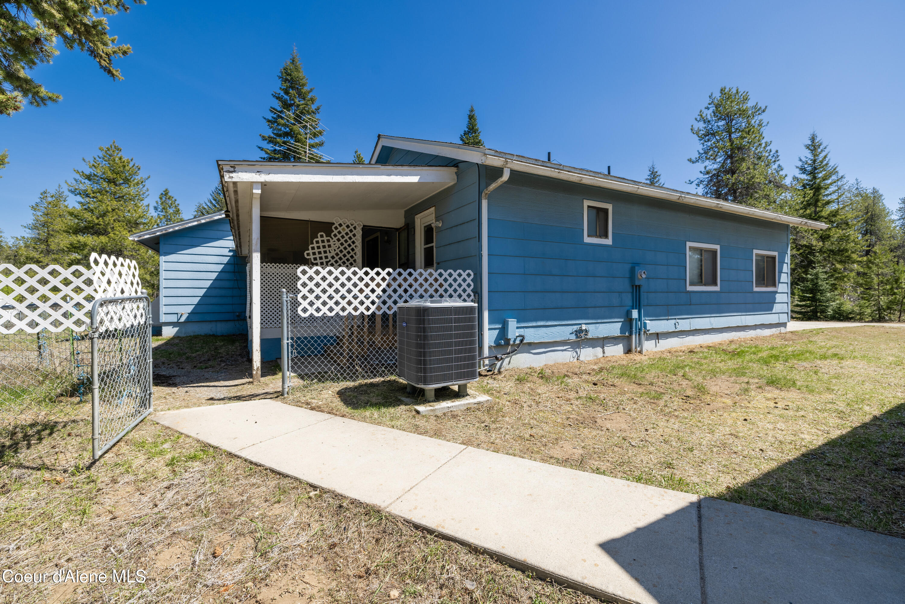 Spirit Lake, Idaho 83869, United States, 4 Bedrooms Bedrooms, ,3 BathroomsBathrooms,Residential,Pending,118151