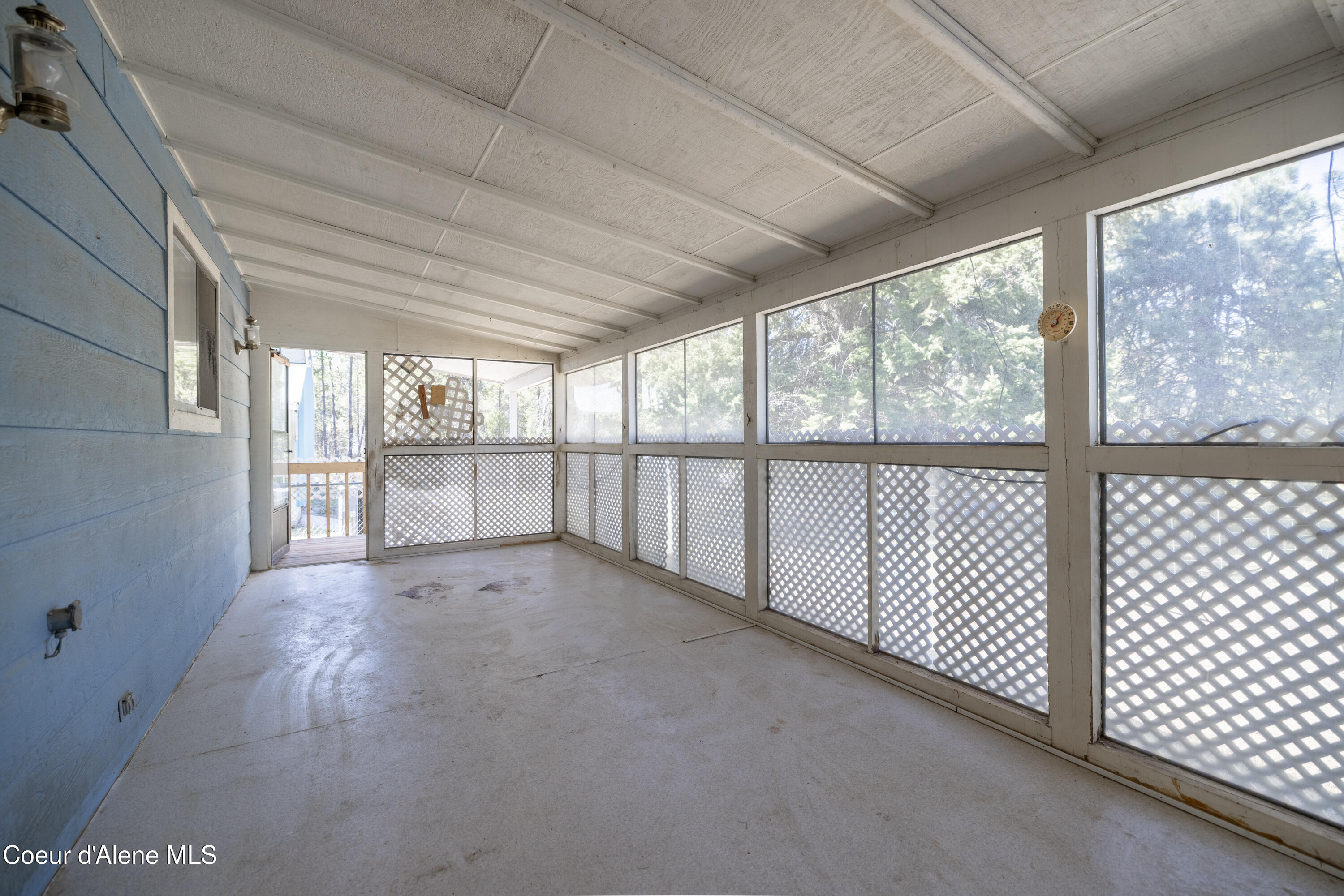 Spirit Lake, Idaho 83869, United States, 4 Bedrooms Bedrooms, ,3 BathroomsBathrooms,Residential,Pending,118151