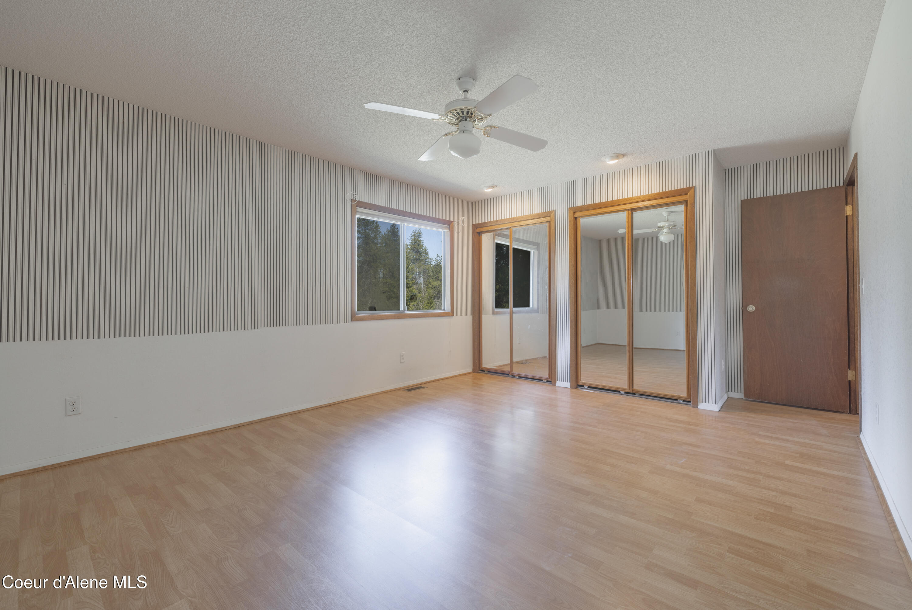 Spirit Lake, Idaho 83869, United States, 4 Bedrooms Bedrooms, ,3 BathroomsBathrooms,Residential,Pending,118151