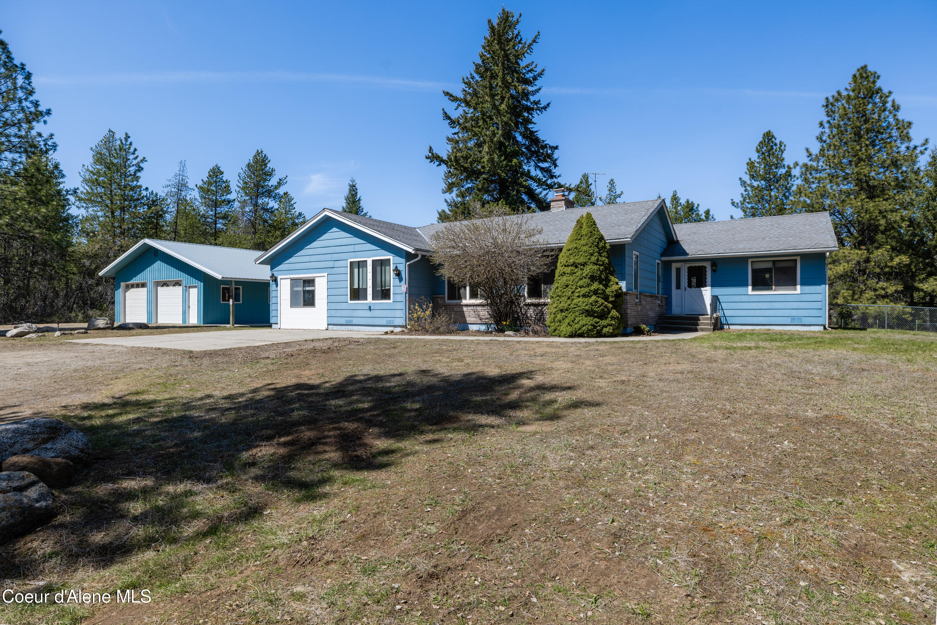 Spirit Lake, Idaho 83869, United States, 4 Bedrooms Bedrooms, ,3 BathroomsBathrooms,Residential,Pending,118151