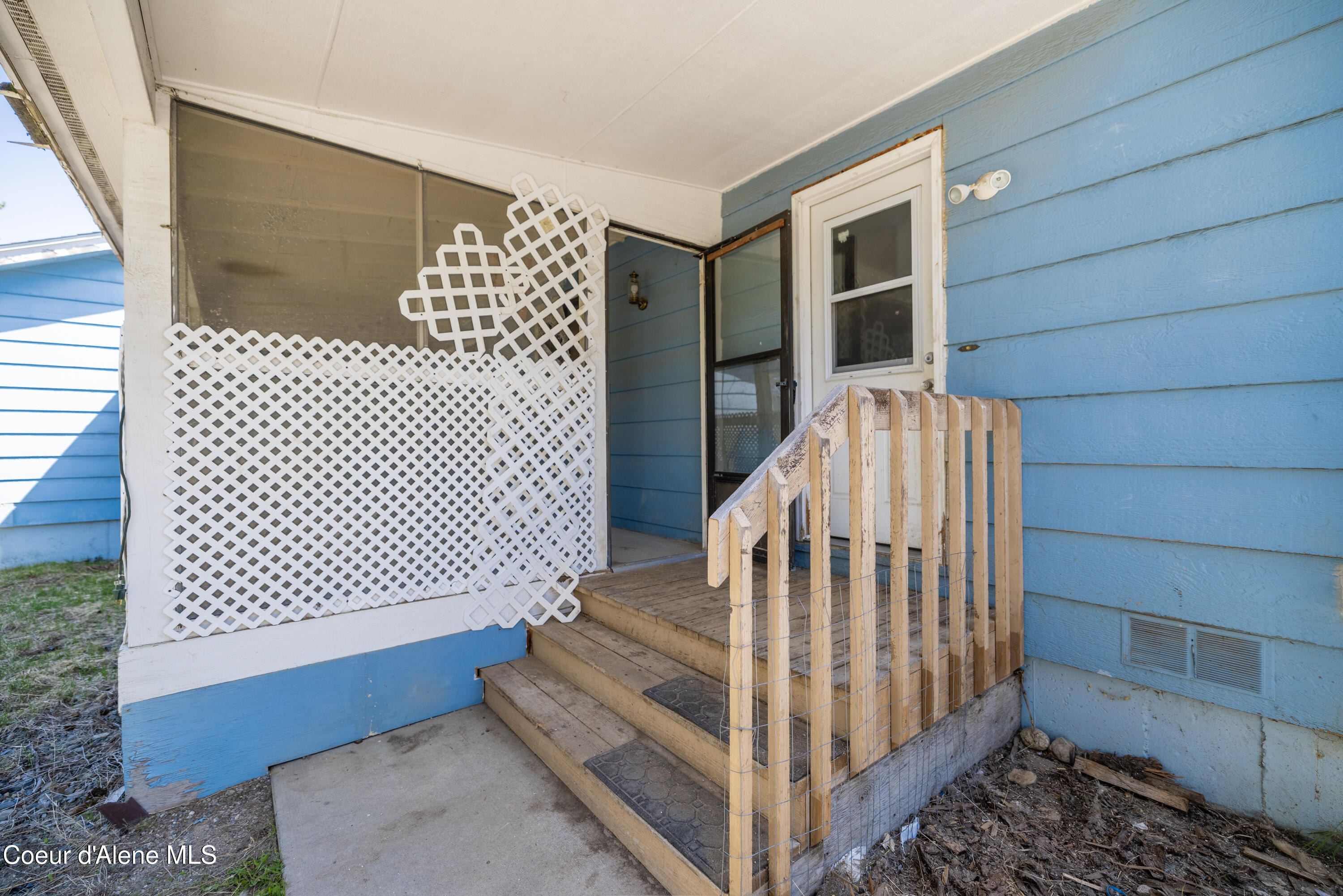 Spirit Lake, Idaho 83869, United States, 4 Bedrooms Bedrooms, ,3 BathroomsBathrooms,Residential,Pending,118151